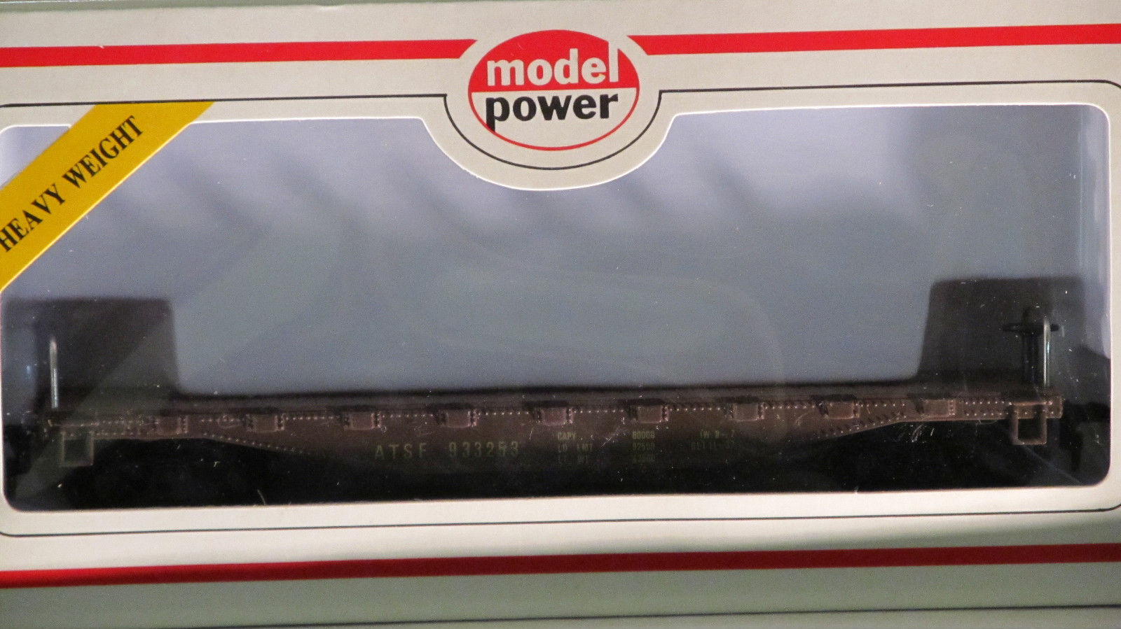 Model Power HO Scale 40' Santa Fe Flat Car NEW 8140